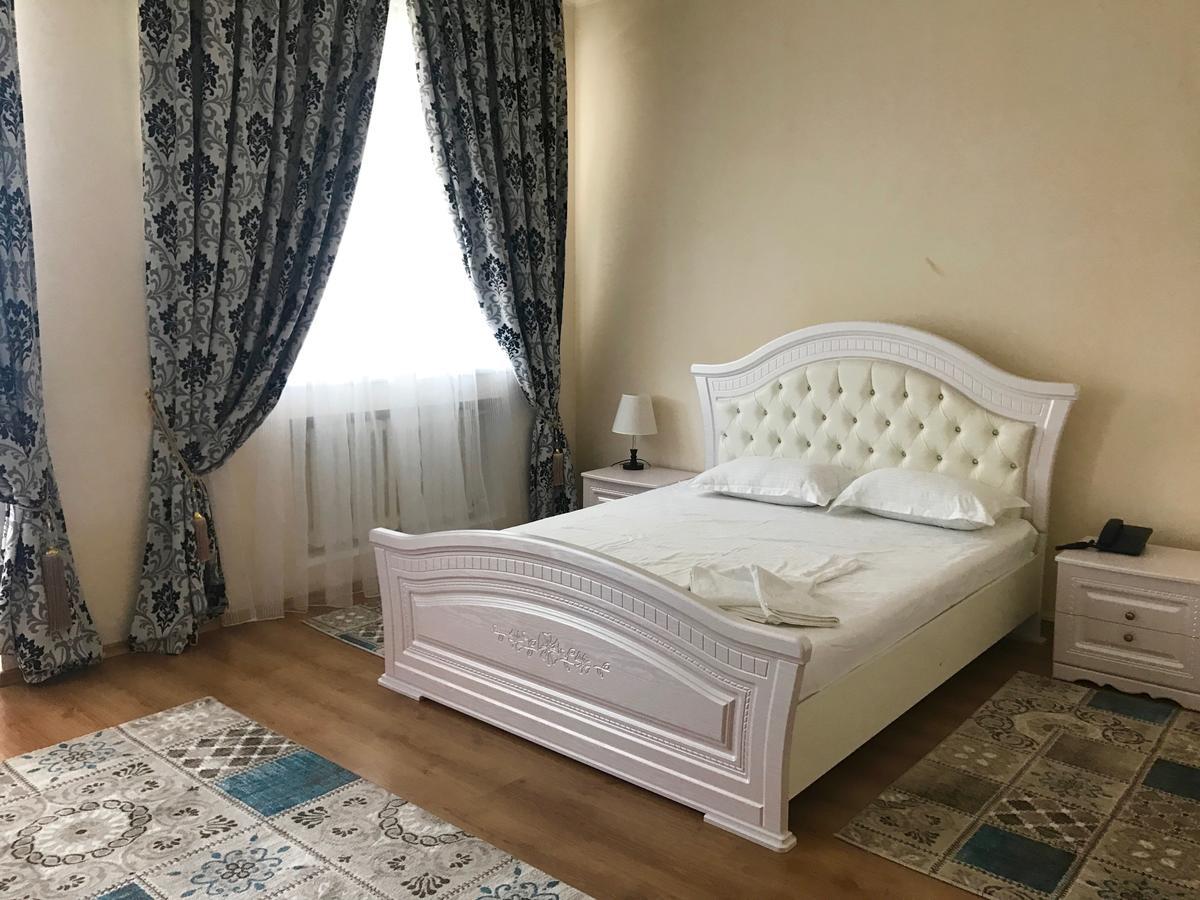 Hotel Sirdaria Kyzylorda Exteriör bild
